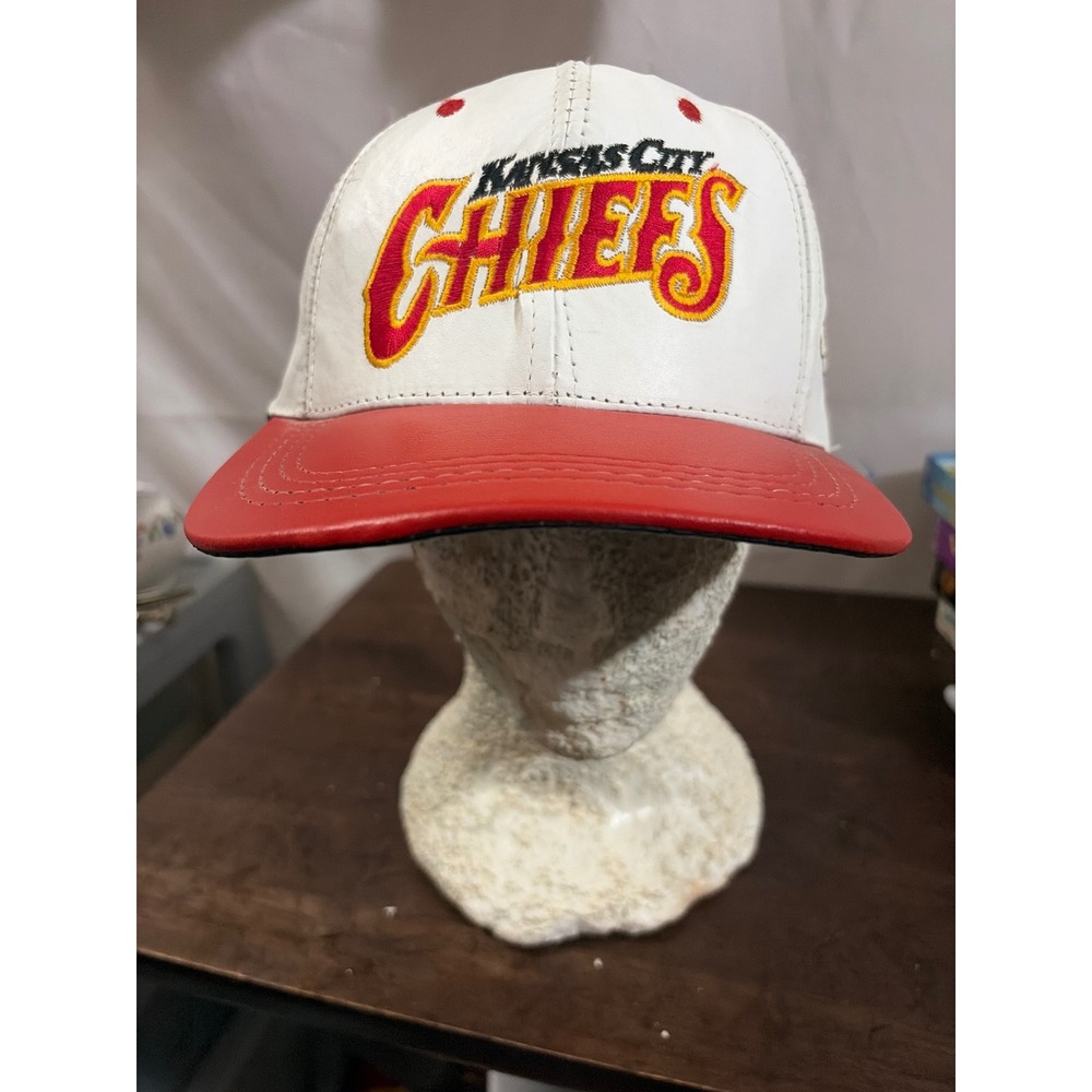 Modern Kansas City Chiefs‎ Hat Mens OSFA White Red Good Vintage Leather Snapback